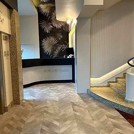 فندق Falko